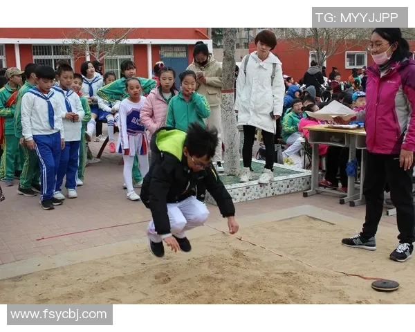 周磊的网球人生深度对话探索运动背后的坚持与梦想